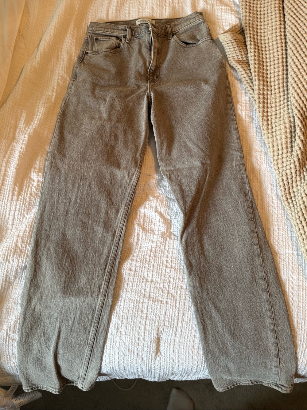 Abercrombie Ultra High Rise 90s Straight